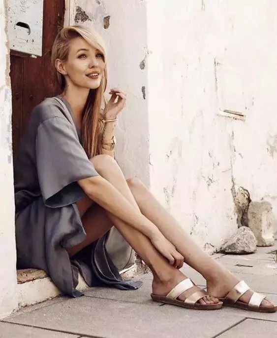 厉害了我的姐,身高一米六也能拥有纤细的大长腿