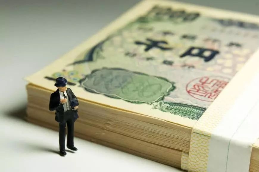 100元人民币能够在日本买多少东西?网友:难以