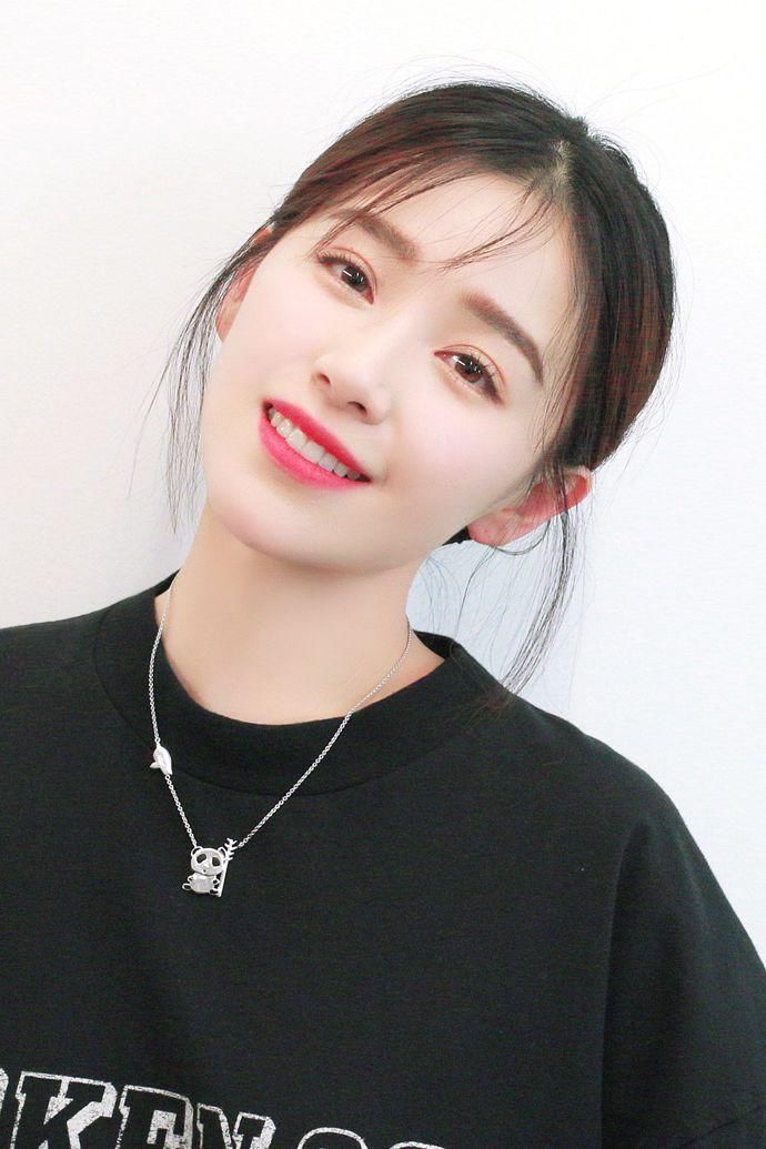 服气| 可清纯可魅惑，时尚感爆棚的阚清子叫人怎能不爱?