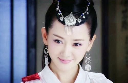 『首饰』古装美人戴一套首饰的造型,唐嫣、李沁、赵丽颖谁戴的最美