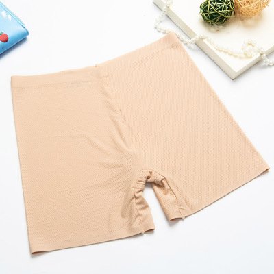 媳妇在家不穿裤衩，你说是不是很厉害，看了可别害羞