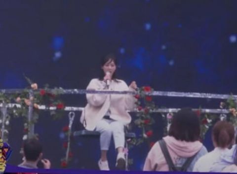 杨紫高空荡秋千演唱