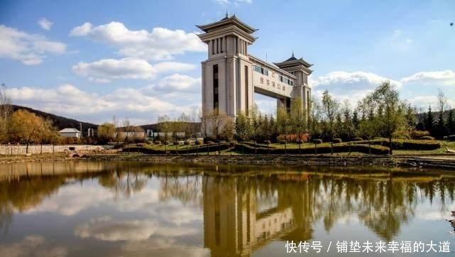 国内最特别的城市，街上到处都是俄罗斯人，甚至还能用俄罗斯货币