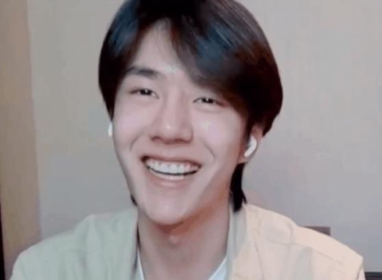  [眼保健操]王一博做眼睛保健操，按睛明穴却按歪了鼻头，动不动过一目了然
