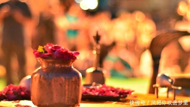 恒河夜祭，一场赞美河神的不变传奇，古老震撼不论风雨持续数百年