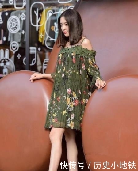 小美女|街拍:身姿挺拔美丽大方的小美女,尊贵优雅显大气 ,温婉可人