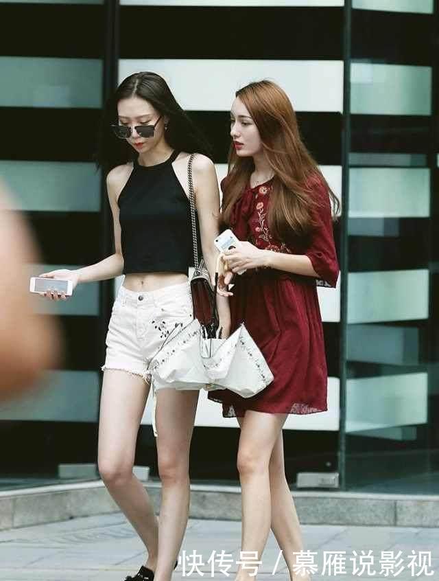 街拍:图1性感,图2迷人,图3姿势太诱人了!