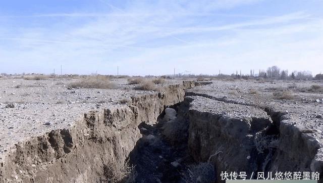 伊朗最大城市地下水越变越咸！地表也在发生裂变，专家：可能晚了