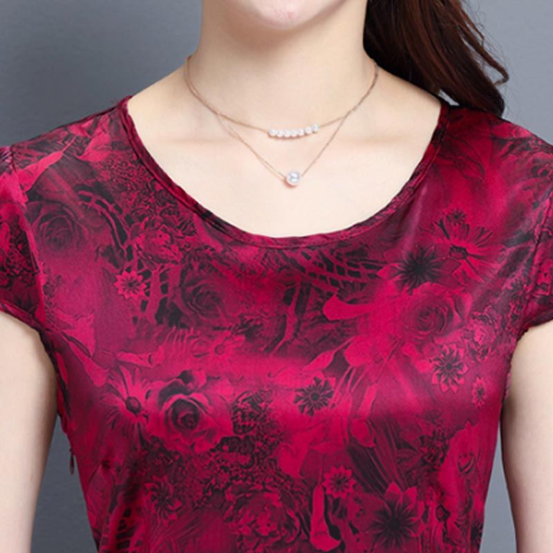 50岁妈妈胖又矮，刚发工资给她买了5件“妈妈装”，高贵又减龄