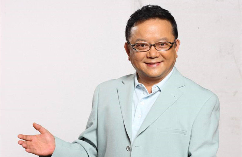 王刚:老婆每月要花上百万,王刚是生活不易,还是生活幸福