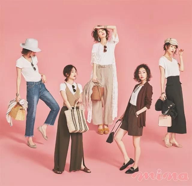 推荐给穿不惯衬衫、吊带衫的MM 12种令人秒变时髦的基础款白T穿衣