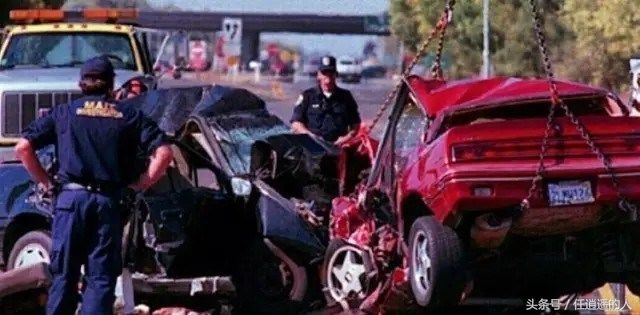 美国美女下半身残疾却依然健身