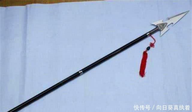  「木棍」古代长枪的枪杆是用什么材料打造的不是铁棍木棍，一般人用不起！