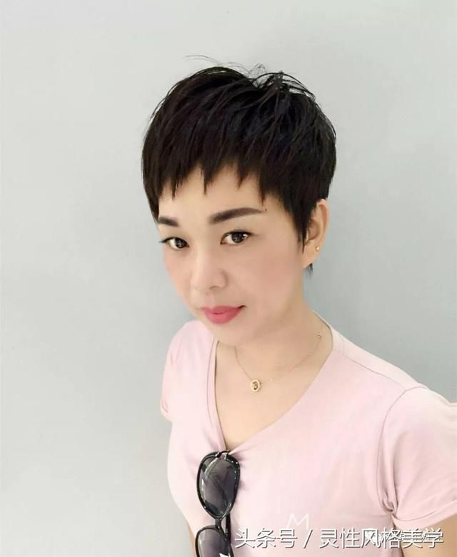 三四十岁的你发型别瞎剪了，有这30款短发就够了！
