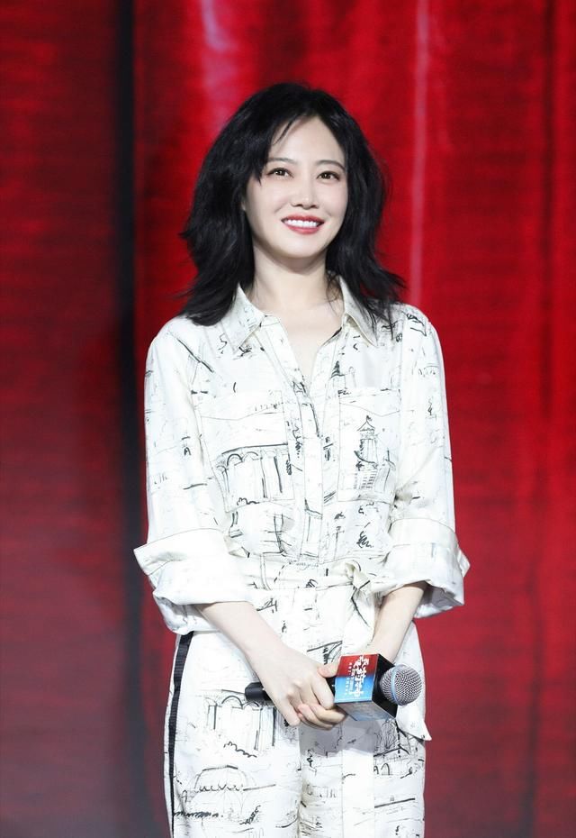 高贵妃谭卓不愧是实力派,原来她就是《我不是药神》的女一号?