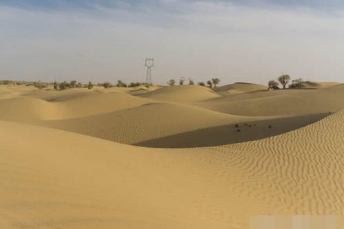  「腹地」中国最美的五大沙漠，塔克拉玛干沙漠腹地