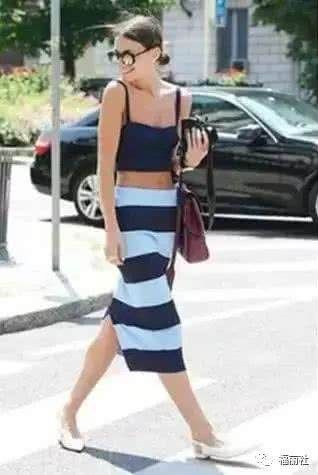 一件吊带性感妩媚又柔情似水，统统搞定