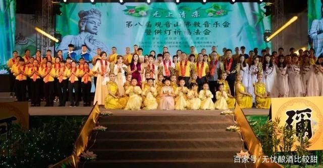 走进一座山，不小心发现山中藏着这样一座神仙寺庙!