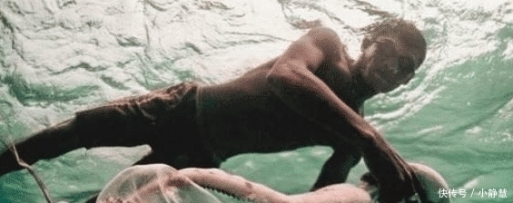 世界上唯一的海底民族:不适应陆地生活,却能在海底正常行走