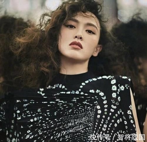 「女生」不管你是奔几的女生,这4种显老发型最好别剪,难看又老土