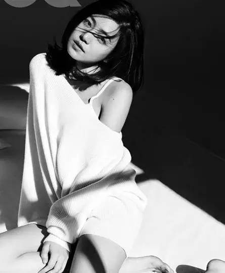 陈妍希瘦身成功拍大片，公开4个秘诀瘦到只剩锁骨！