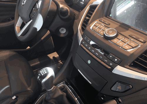 手动挡车型启动要不要踩离合?听完老司机话,车主:感谢不杀之恩