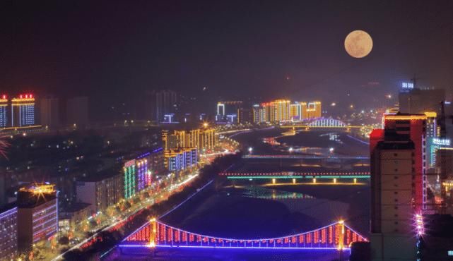  『毕节』贵州第2大市，相当于3个贵阳，是个四线城市，已成为西南区域中心