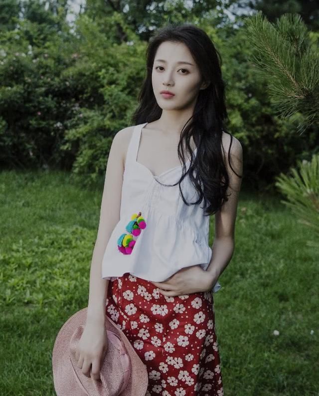 只知道三生里的缪清，却不知道王秀竹的“蚂蚁腰”，气质冷艳！