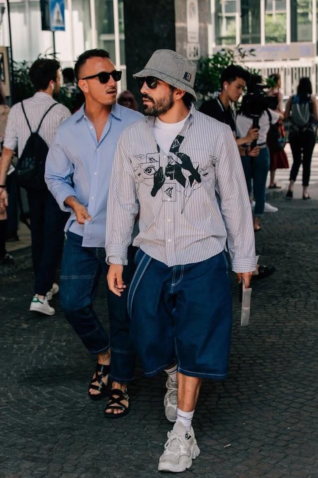  「长衣短裤」在穿衣搭配这事上，男人到底能不能「长衣+短裤」？