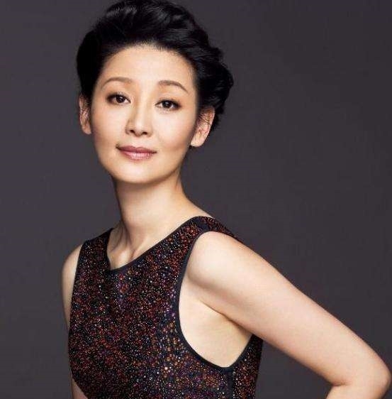  『反骂』他痛批明星耍大牌, 却被反骂: 只准你老婆行, 别人就不行!
