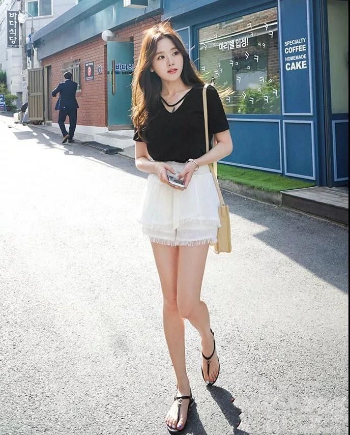 街拍:女生夏季这样穿，韩范十足
