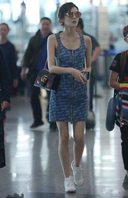 古力娜扎近看瘦如排骨, 看来还是远观比较美啊!