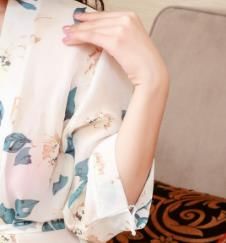 让男人心动的真丝睡衣，夫妇间更亲密