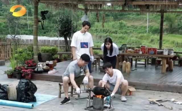 从“假吃”到“假吹”！angelababy汪苏泷被网友diss冤枉吗？