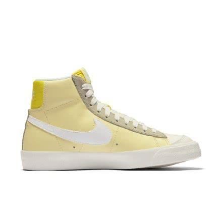  『Blazer』淡黄色的不止长裙 还有这双Nike Blazer Mid
