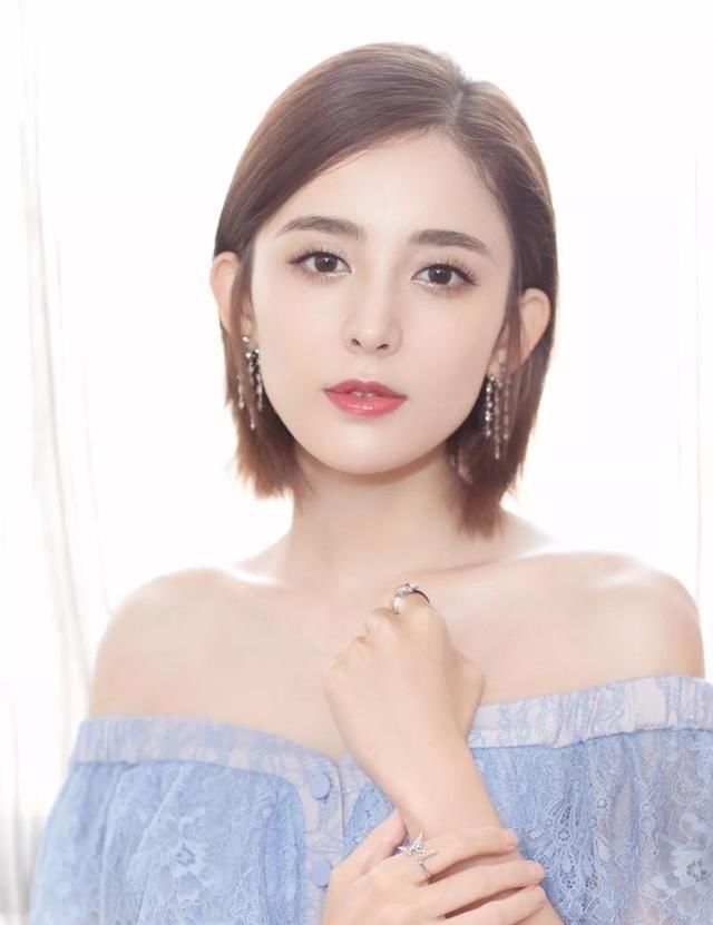 『头发颜色』“波波头”已经过时,2020年流行的是“初恋发”,明星都换上了