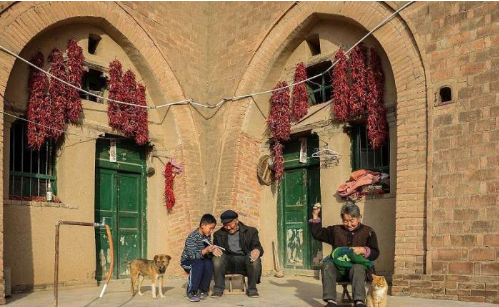 涉事老人已经被拘留: 为老不尊, 年龄从来不是你任性的理由!