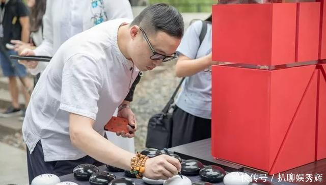  「新人」多种创意签到方式，总有一种能打动你，让你的婚礼变得与众不同