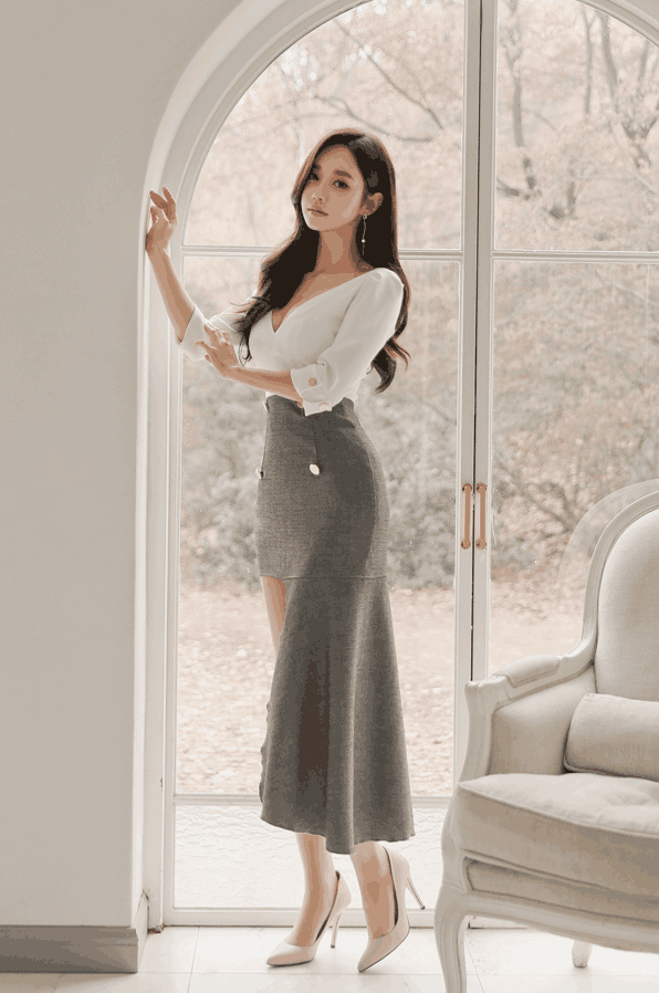 街拍：不规则包臀裙, 让你走路优雅自信