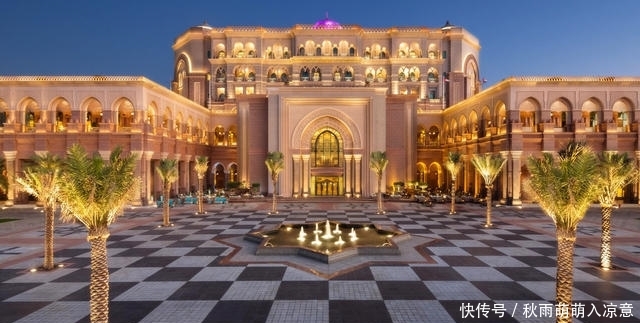 全球“唯一”一座八星级酒店:奢华的大门有四十米高,十分霸气!