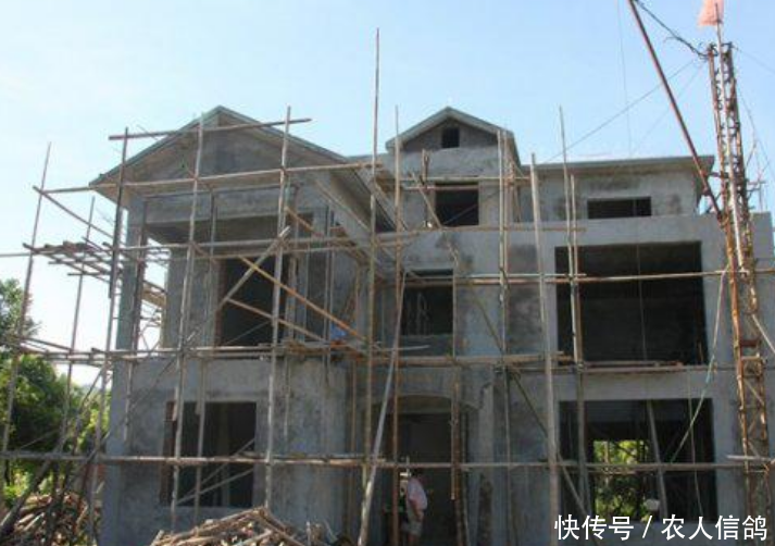  自建房■有自建房的农民要偷乐了，未来将实行四项福利，农民身