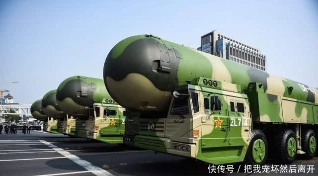  #轮式拖拉机#现实是骨感的，东风41导弹并不比俄罗斯导弹差，白俄一技术占优了