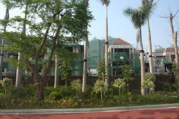 中国最值钱“鬼城”在这儿,上百栋海景别墅空置10年还卖不出去!