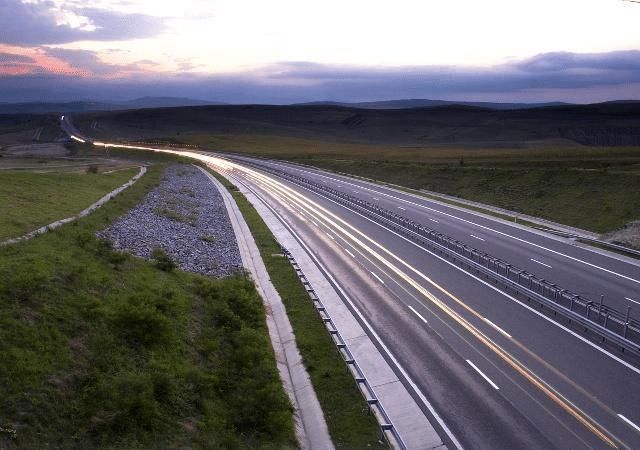 中国再建奇迹工程,横跨14个省,印度专家:必败工程!