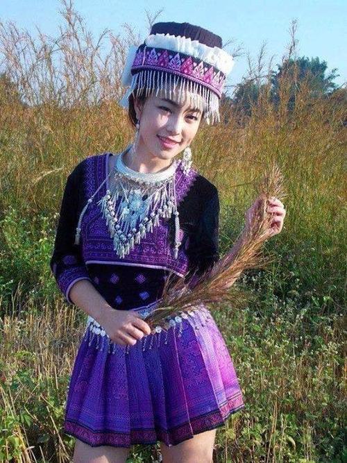 在老挝, 100元人民币可以买到什么? 老挝美女告诉你“超值”玩法