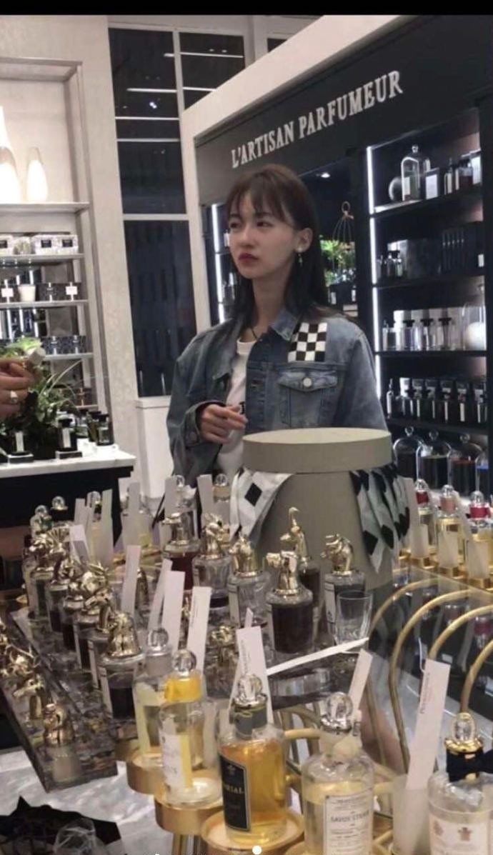 网络暴力太可怕吴谨言又躺枪!黑粉盗他人图称吴谨言耍大牌态度差