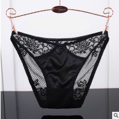 “性感神器”蕾丝丁字裤来了，女人穿着美若天仙