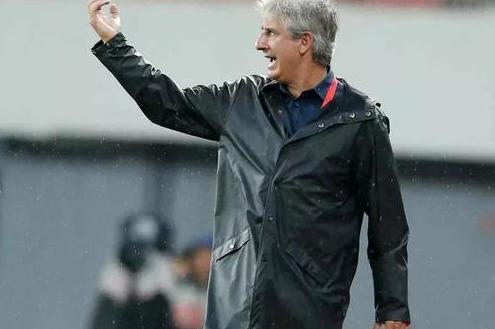 乔迪:如果黄海之前多把握机会 冲超也很有竞争力