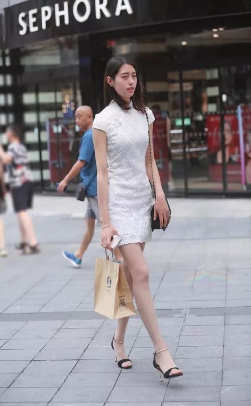 女人味|女性穿上高跟鞋,让自己看上去更有女人味