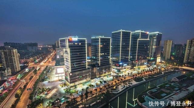 中国大陆实力第一城实力被评世界第4,富翁总数广东全省还多